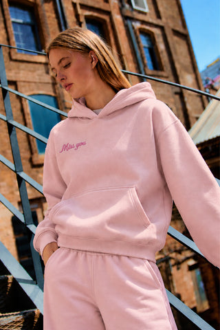 Lulus Friends Kadın Ekru Sırt Nakışlı Uzun Kol Soft Tuşeli 3 İplik Sweat — Pembe
