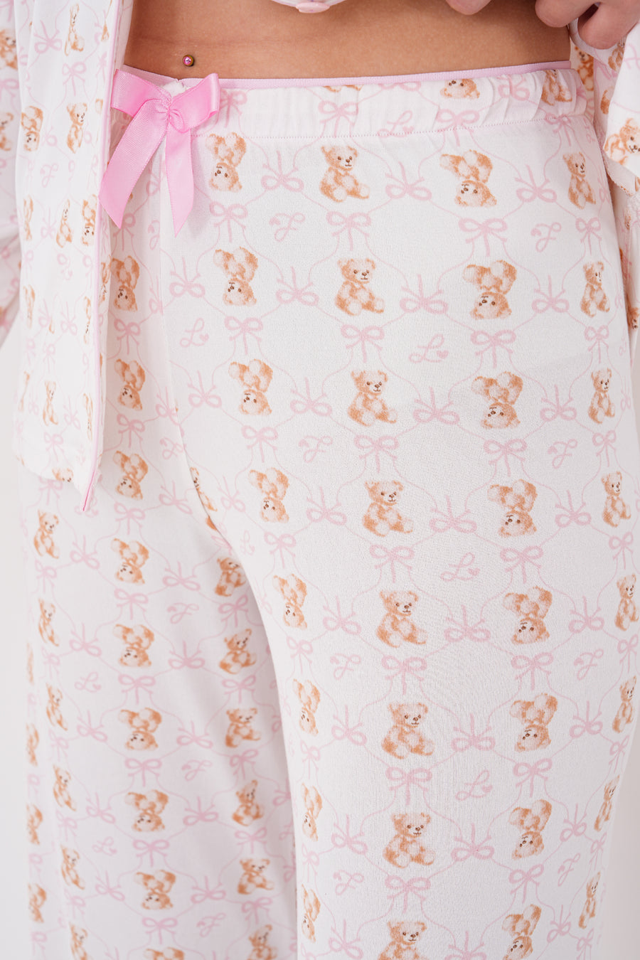 Mini Baskılı Uzun Kollu Bebe Yaka Önden Düğmeli Pantolonlu Pijama Takımı — Pembe
